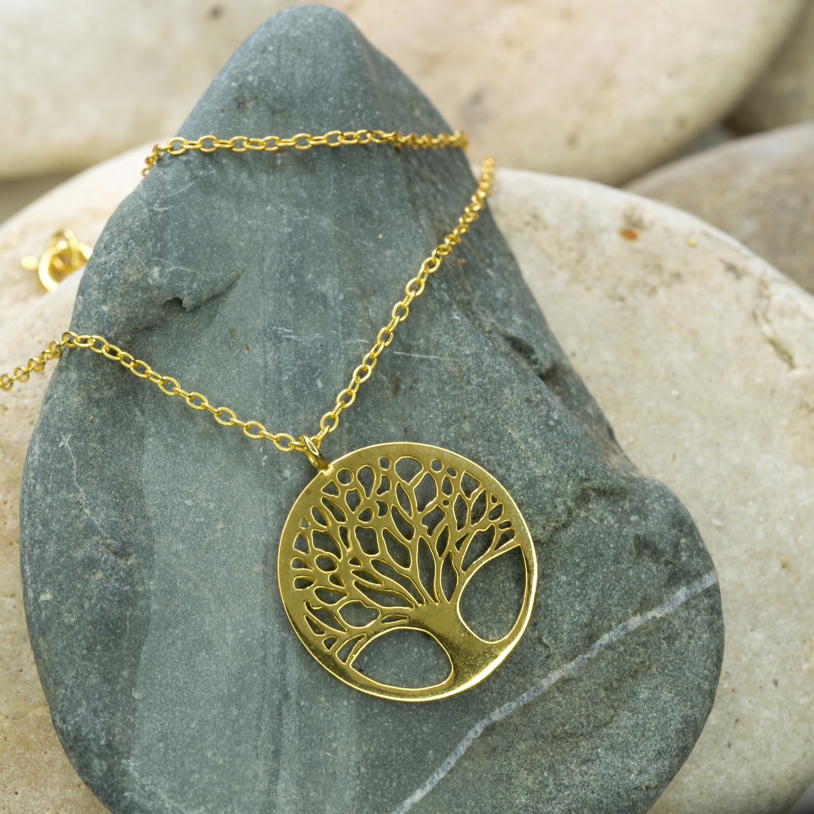Avra Bijoux