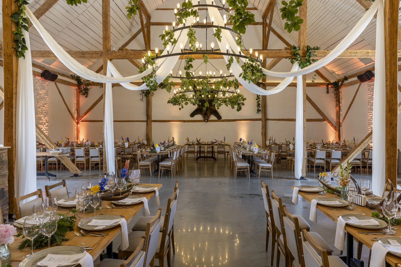 MK1930 Event Barn – Nunti & Evenimente Brasov