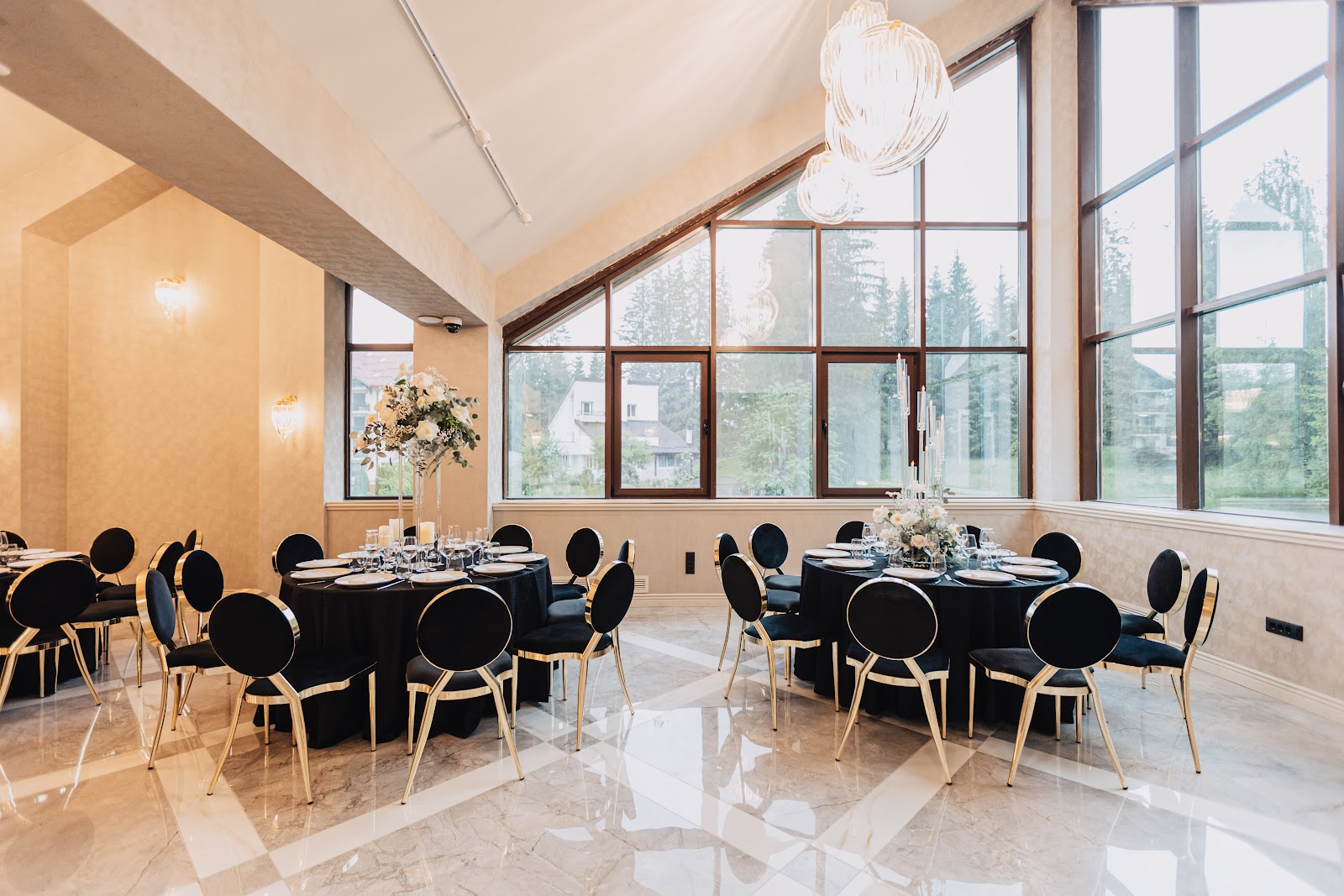 K2 Alpin - Centru de Evenimente Private si Corporate