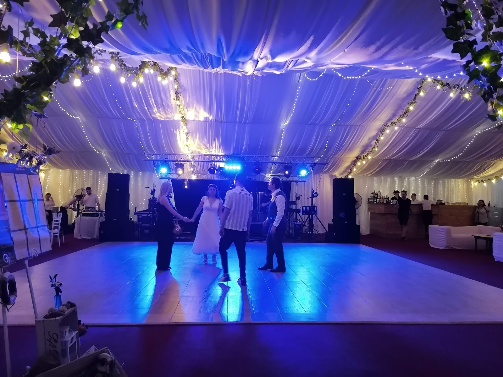 I Do Weddings | Nuntiinaerliber.ro - Cortul de Nunta de pe Lac