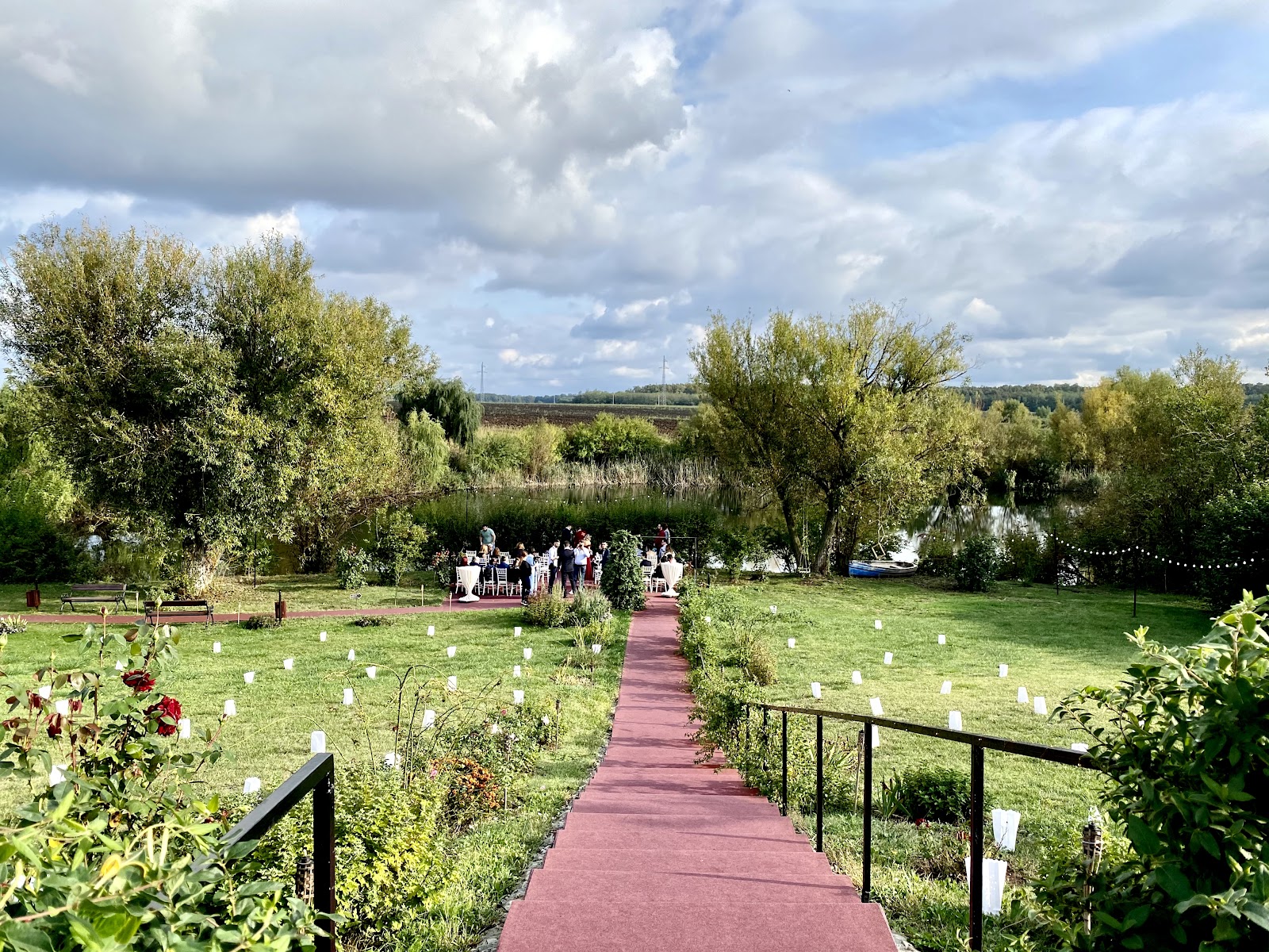 I Do Weddings | Nuntiinaerliber.ro - Cortul de Nunta de pe Lac