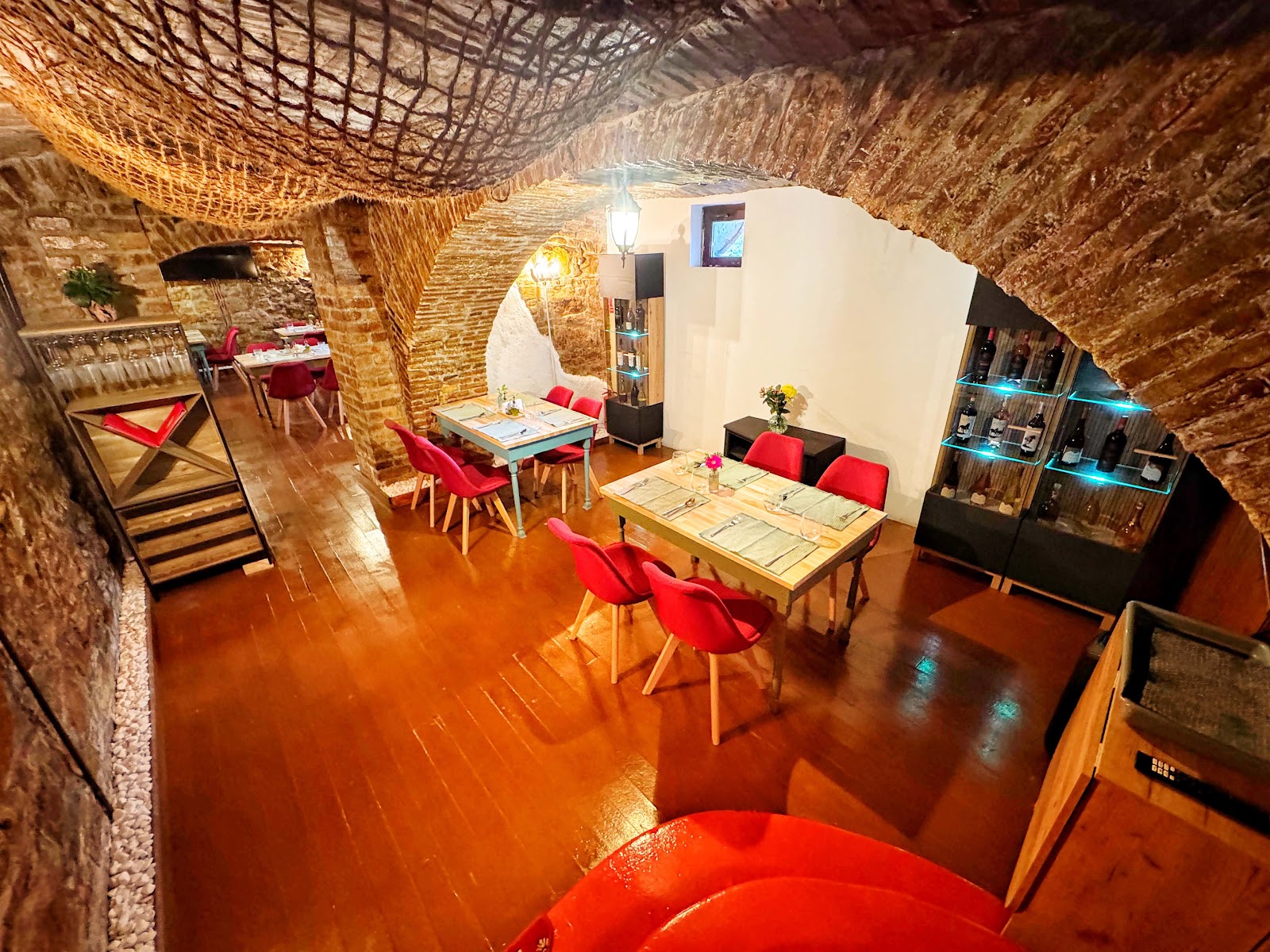 Restaurant Crama by Chef Vasile Spinu