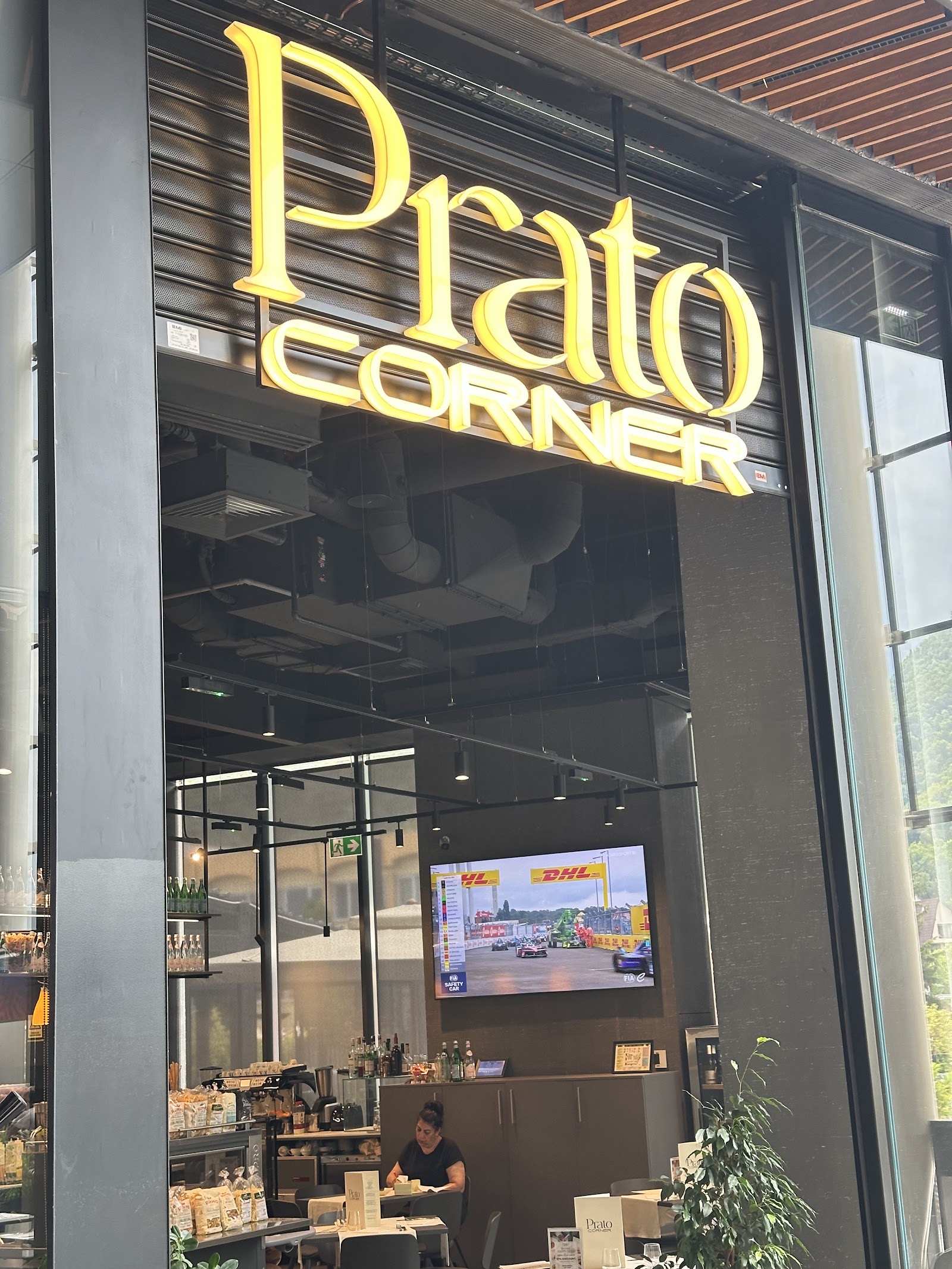 Prato Corner