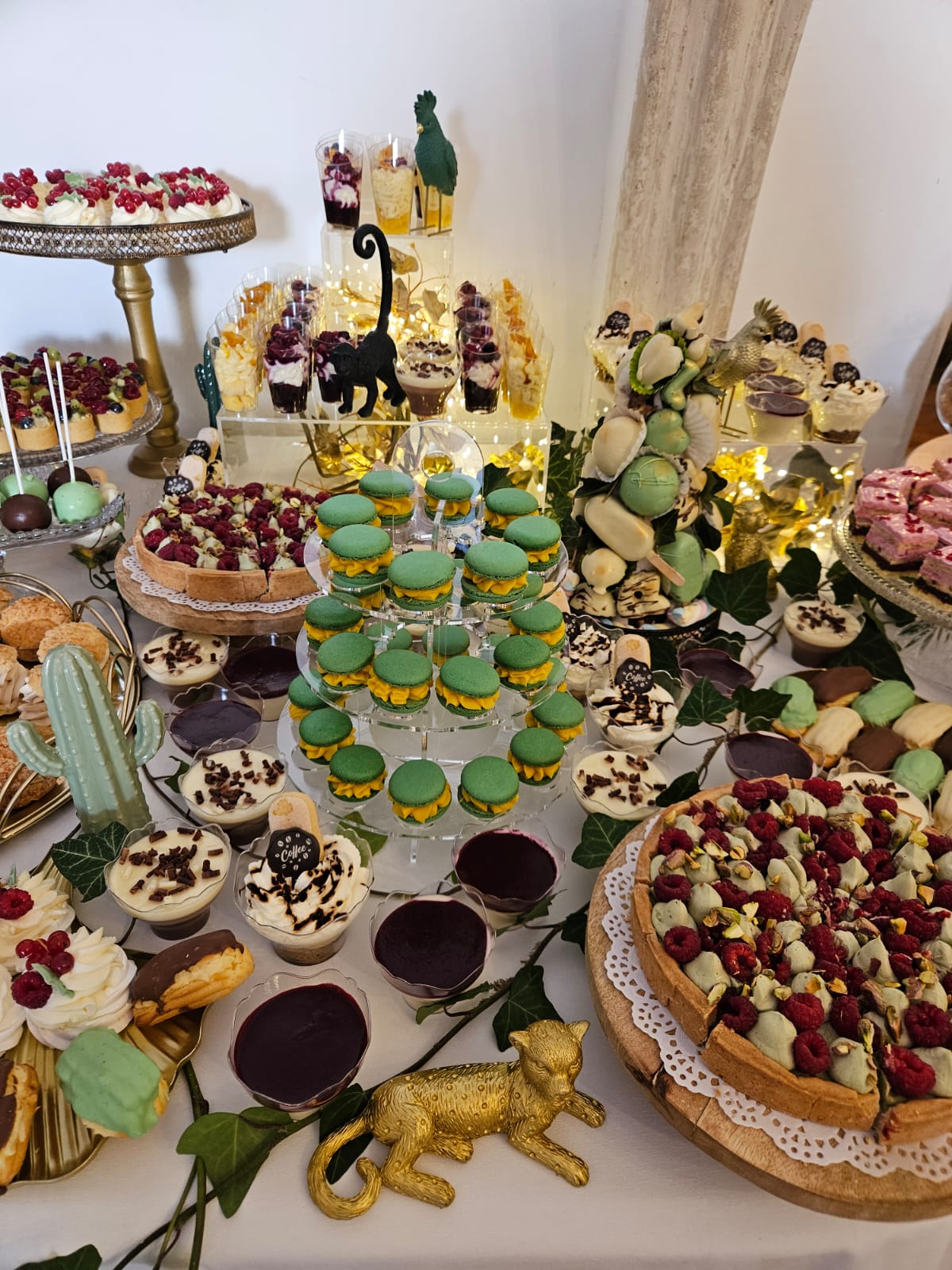 Kron Cakes & Café