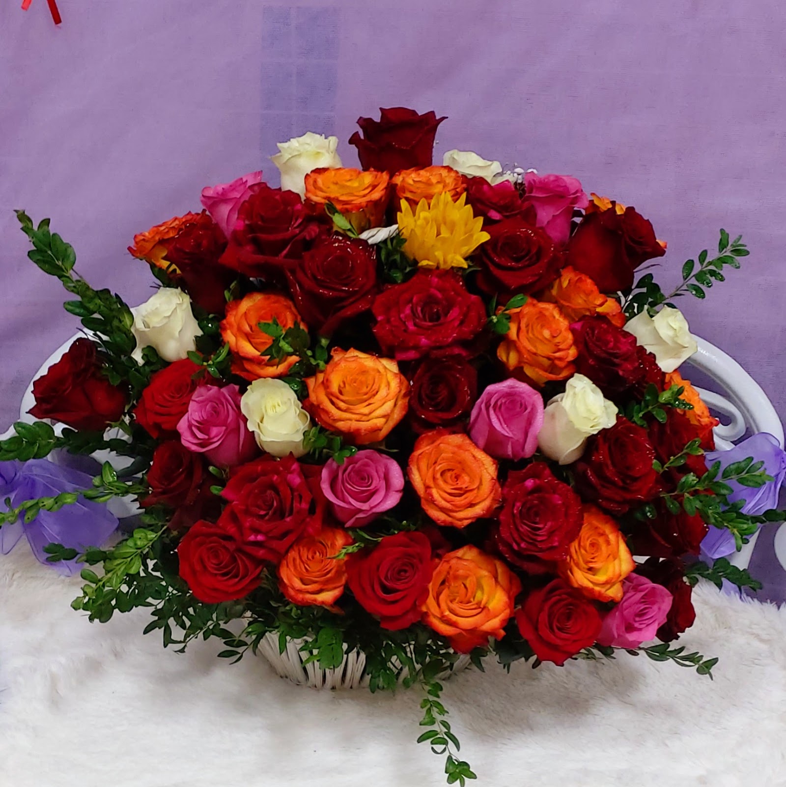 Floraria Mariei - Florarie Brasov. Flori, Buchete Flori, Livrare Flori, Aranjamente Florale Brasov. Trandafiri Brasov