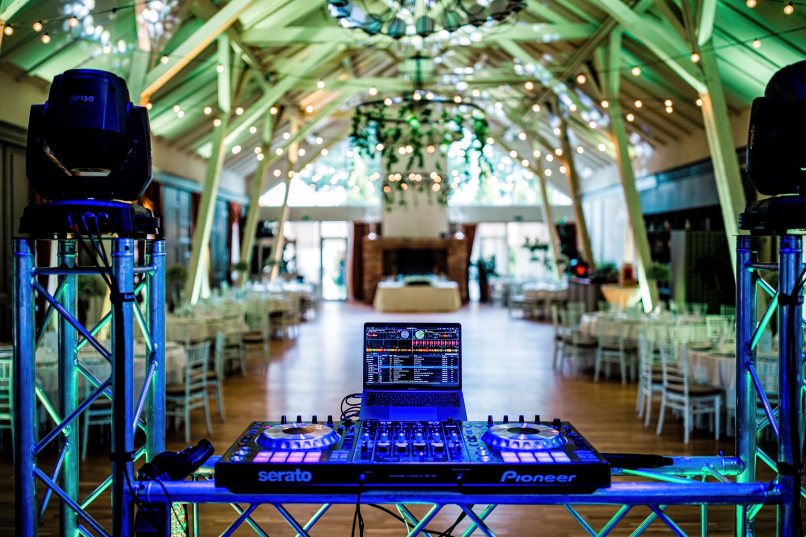 DJ Adi Grecu – DJ Nuntă & Botez Brașov