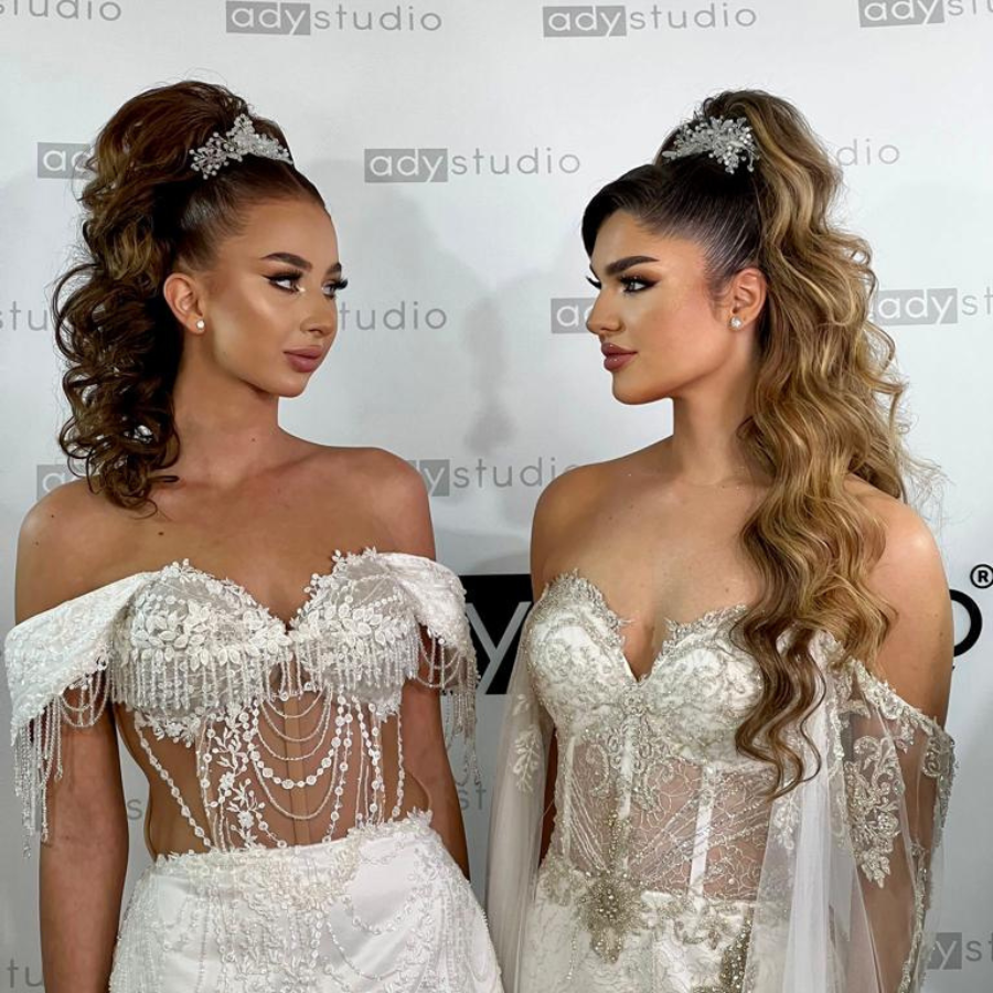 Daniela Țăranu• Trainer Makeup Artist• Brow Master