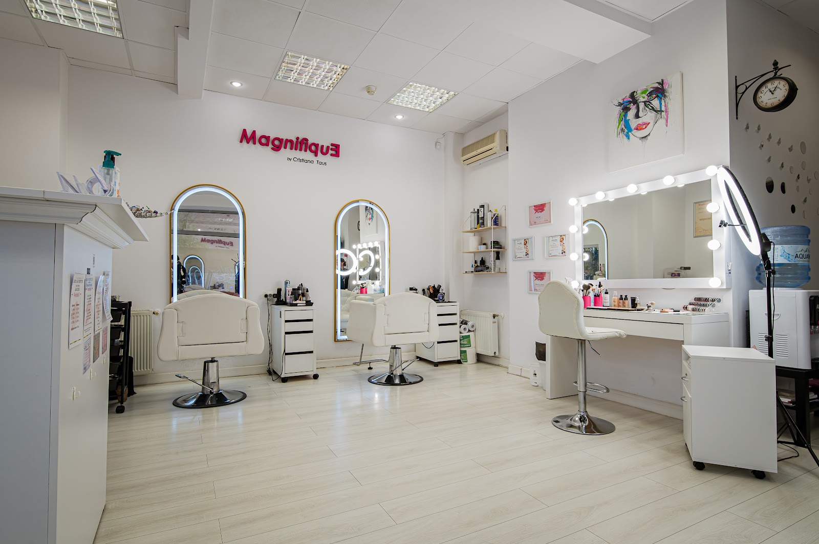 Salon Magnifique by Cristiana Taus (make-up artist)