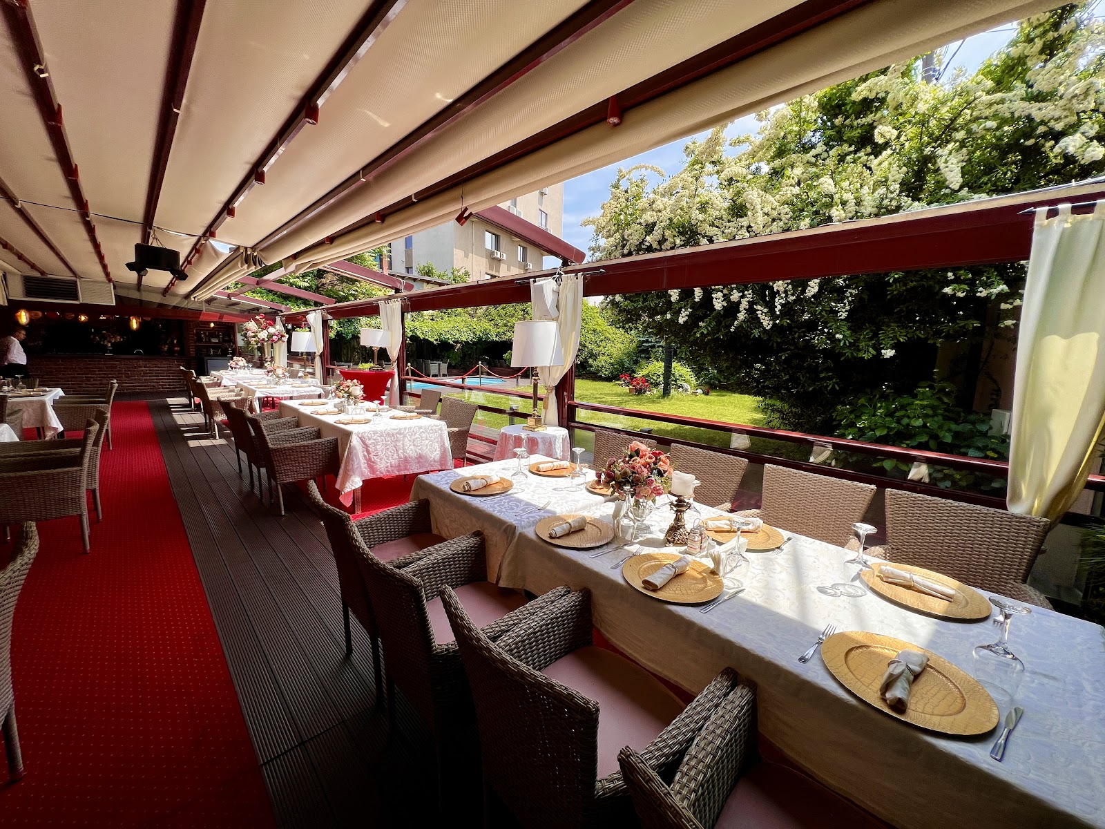 BELLAGIO VILLA Restaurant & Ballroom