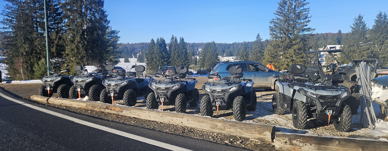 Inchirieri ATV Buggy Snowmobile For Rent Paintball Brasov