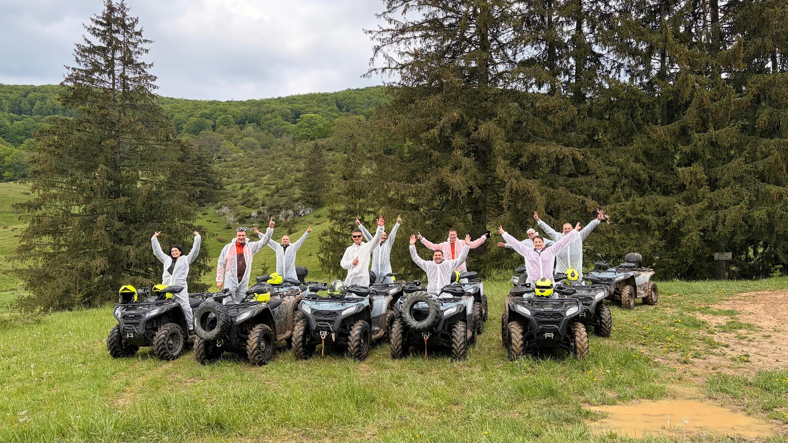 Inchirieri ATV Buggy Snowmobile For Rent Paintball Brasov