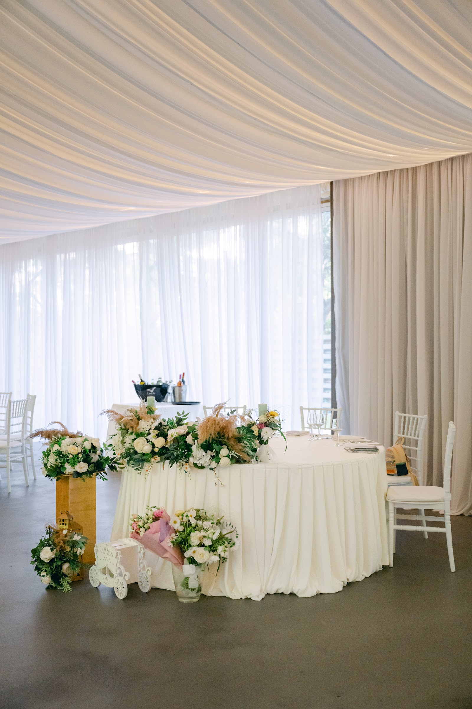 Daimon Events - Salon Blue Laguna