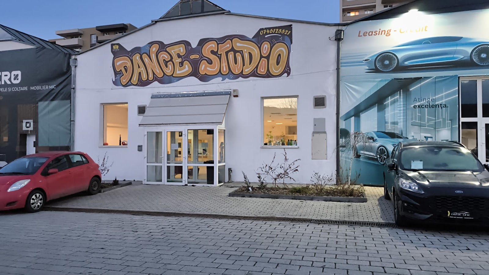 Hot Moves Dance Club