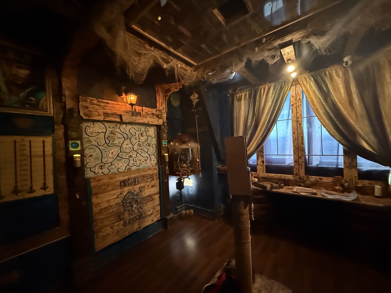 Puzzle Punks Brasov - Escape Room & Board Games Cafe