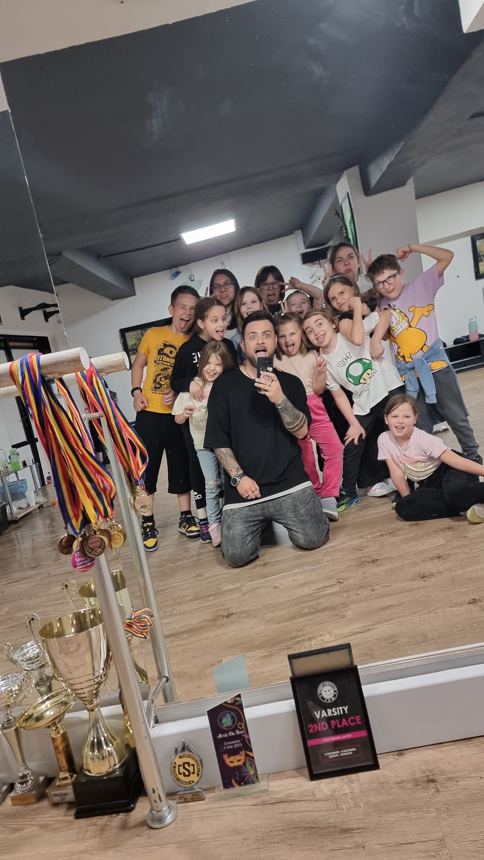 Scoala de dans "Anturaj Dance Center"