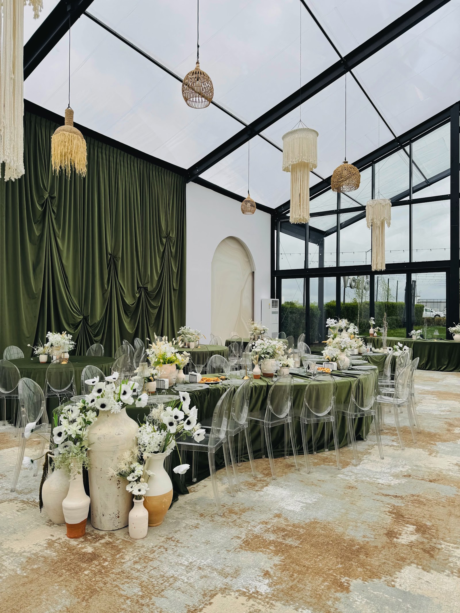 Voilà Ballroom