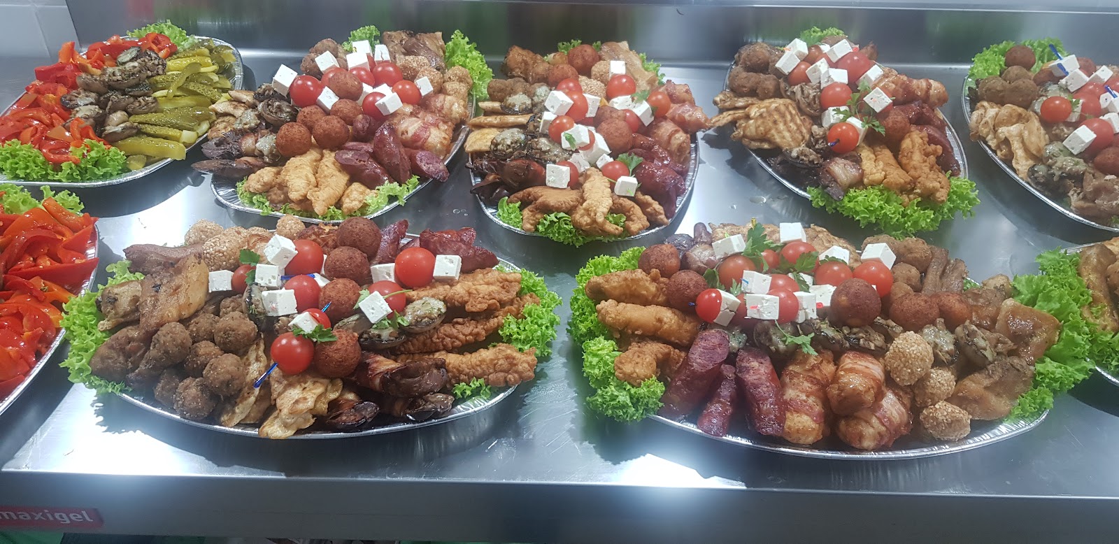 Contract food delivery catering