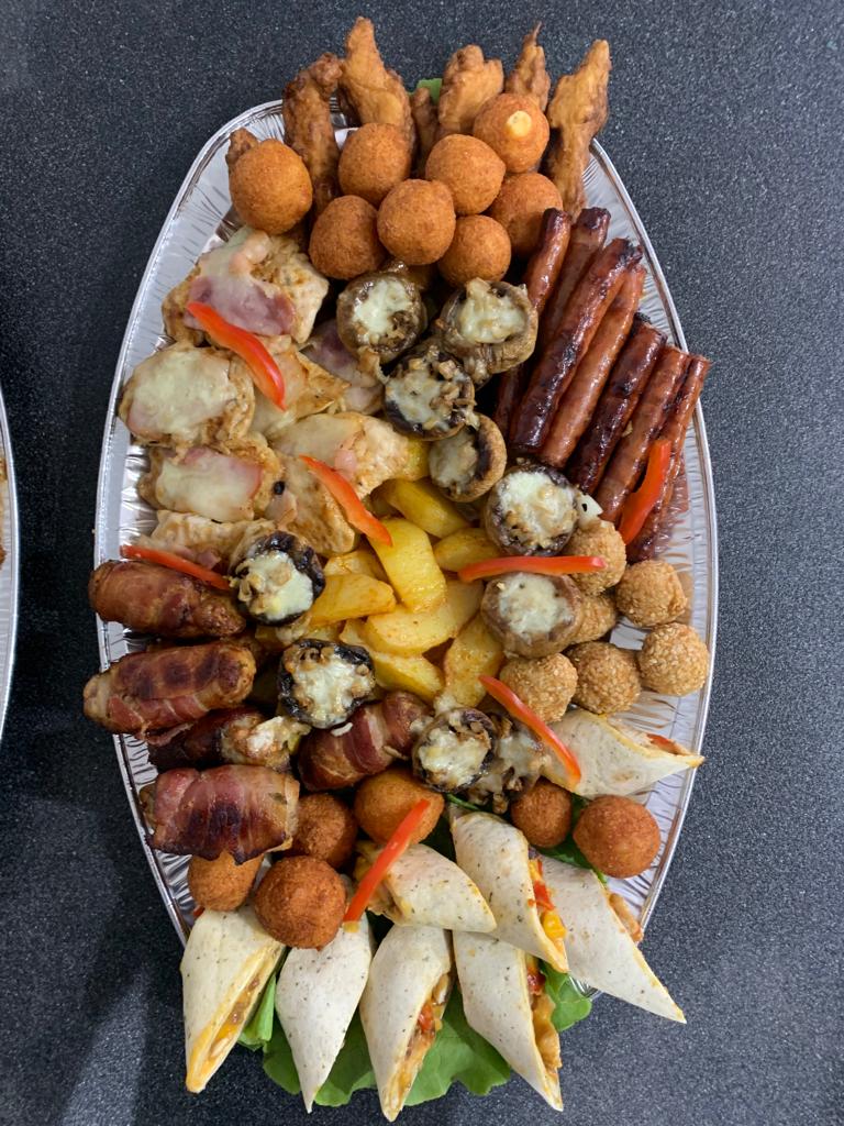 Contract food delivery catering