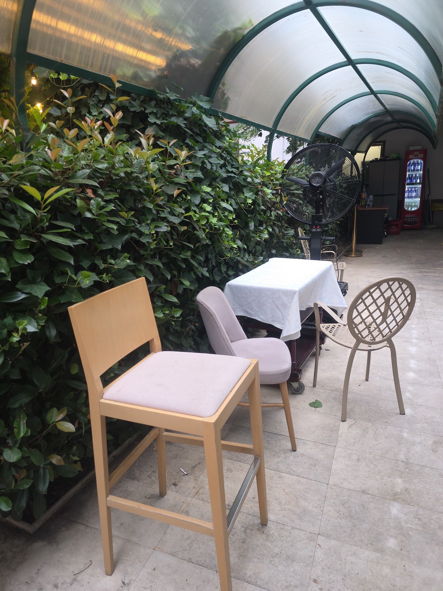 Restaurant MRC House
