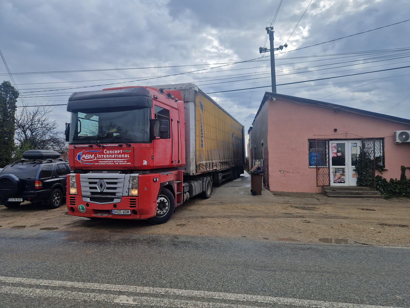 STEFANAKI srl