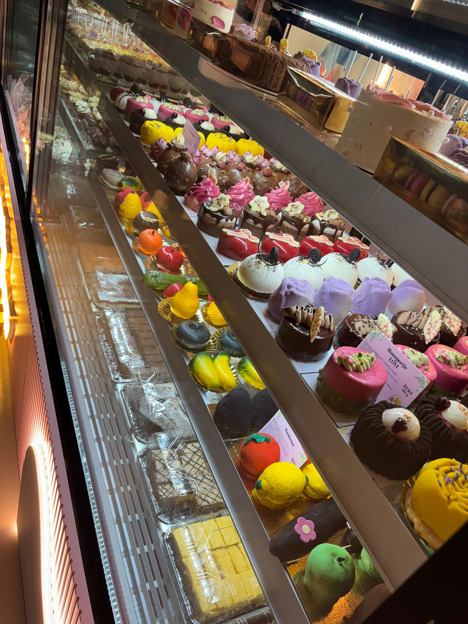 Glamour Cakes
