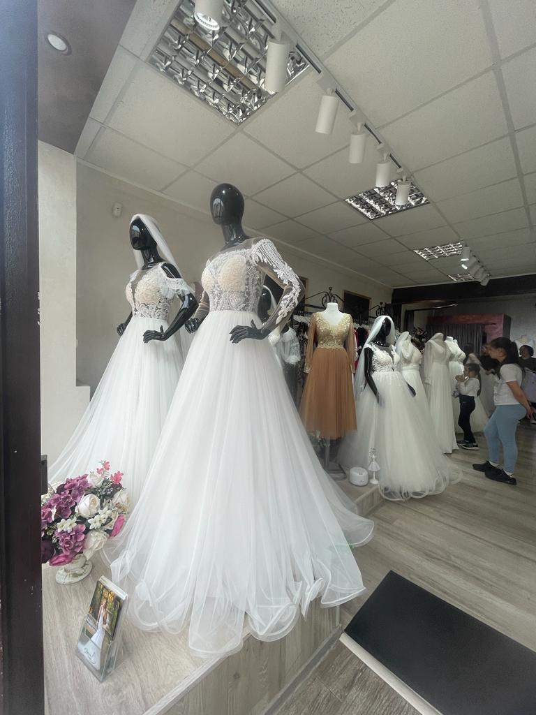 Elegance rochii de mireasa Craiova