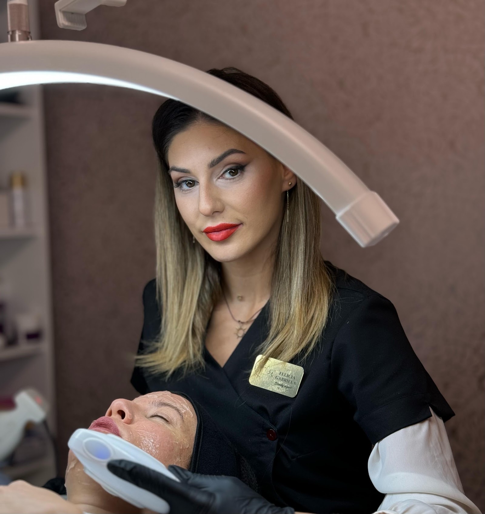 VELVET BEAUTY CENTER BY FELICIA