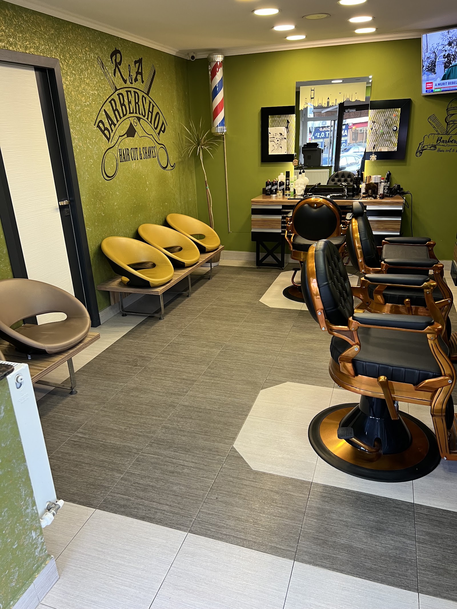 Salon R&A