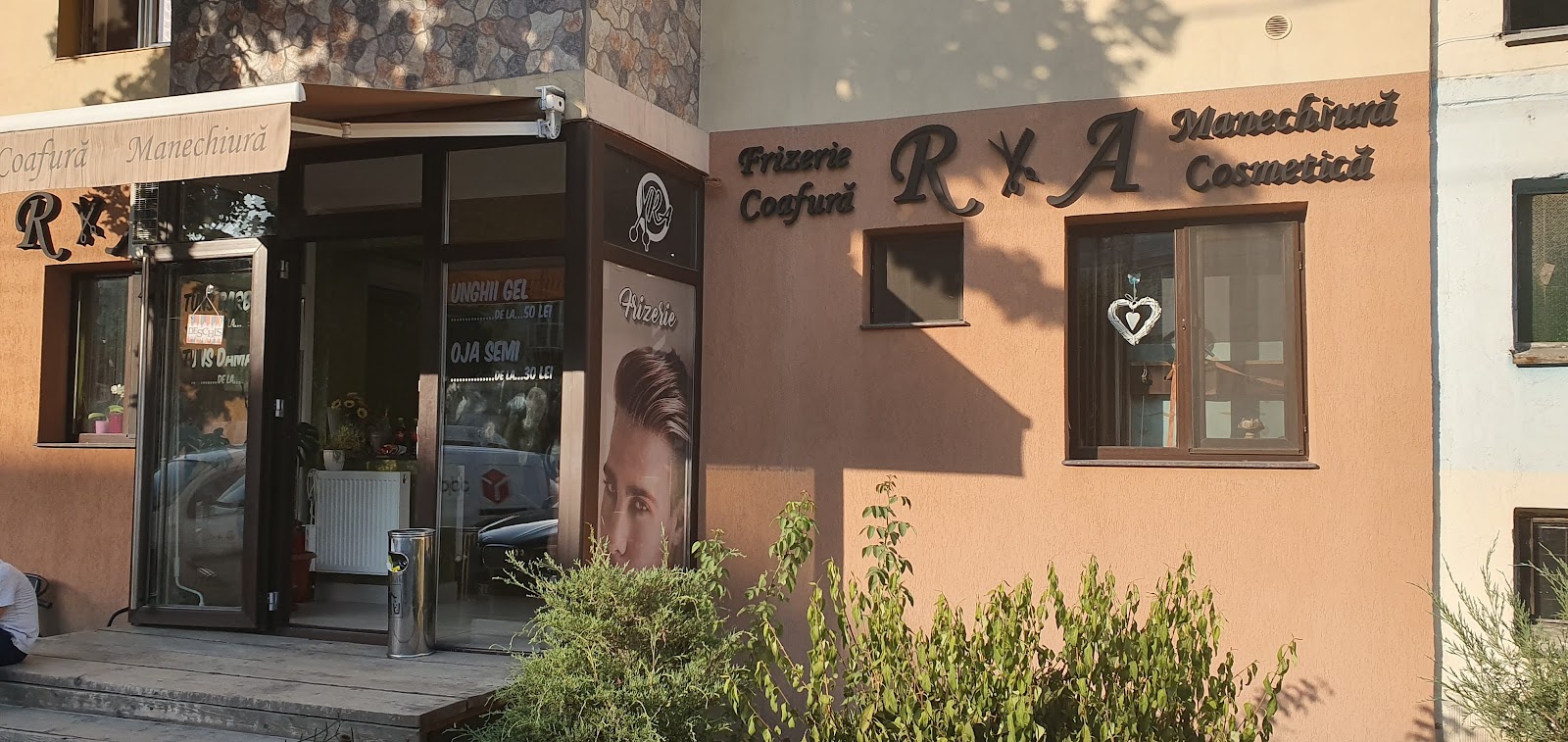 Salon R&A