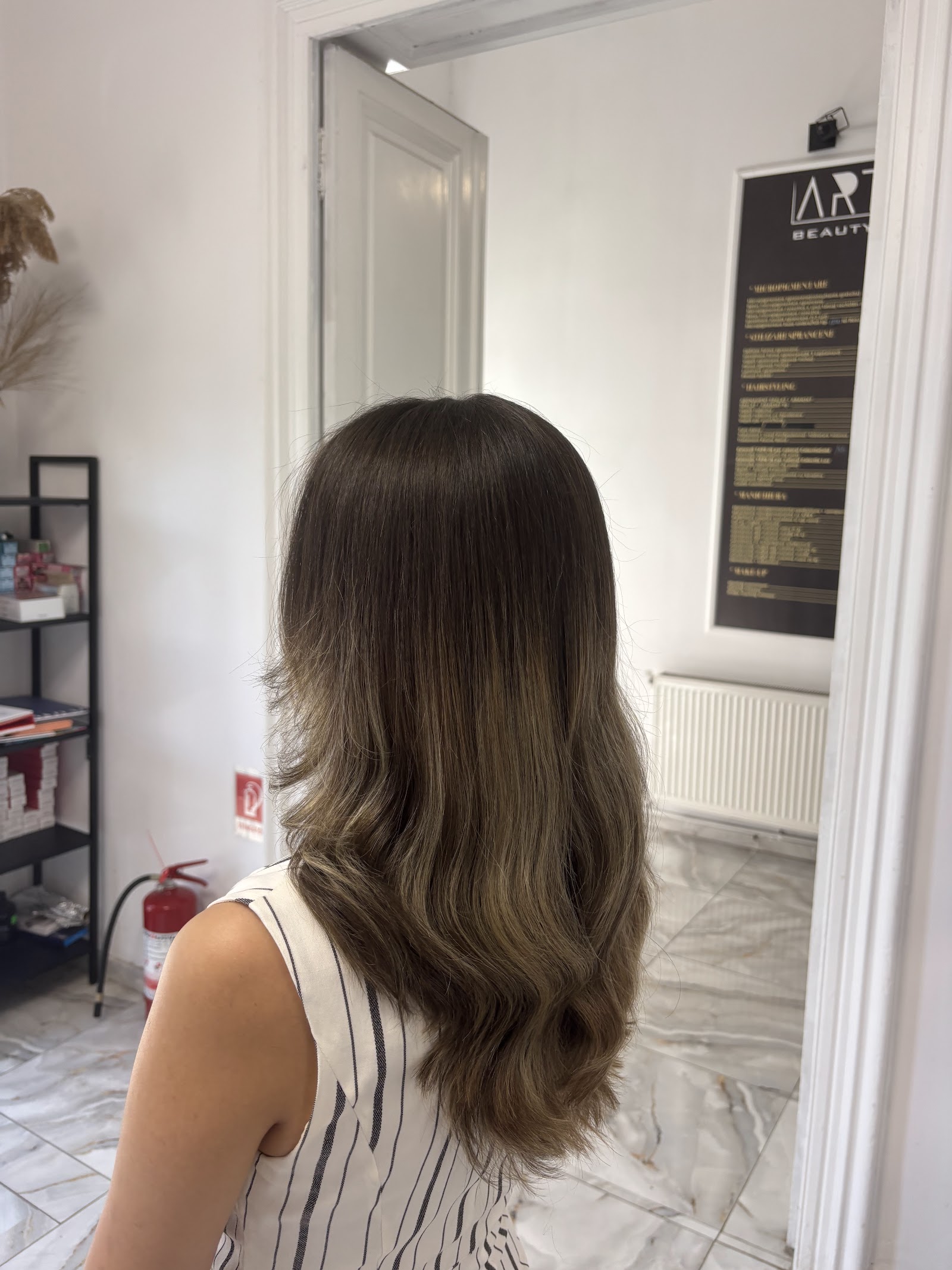Art21 beauty lab