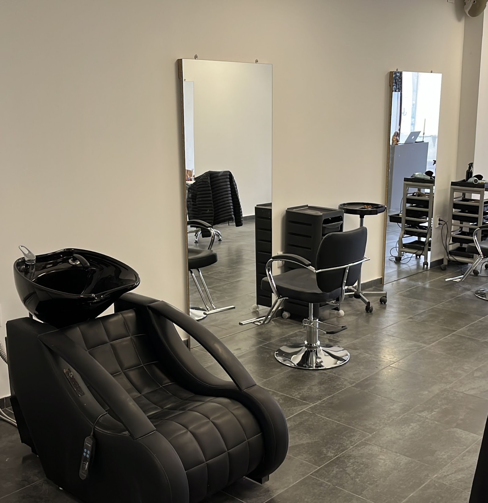 Alexandru Arambasa Hair Salon