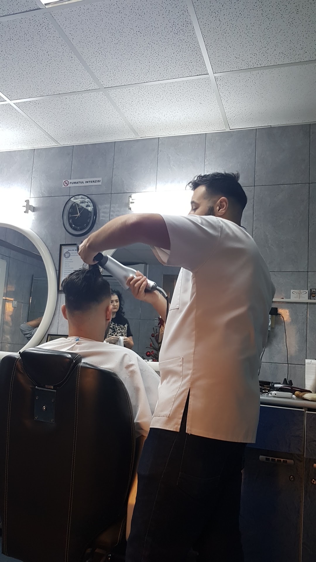Salon Mary Lux