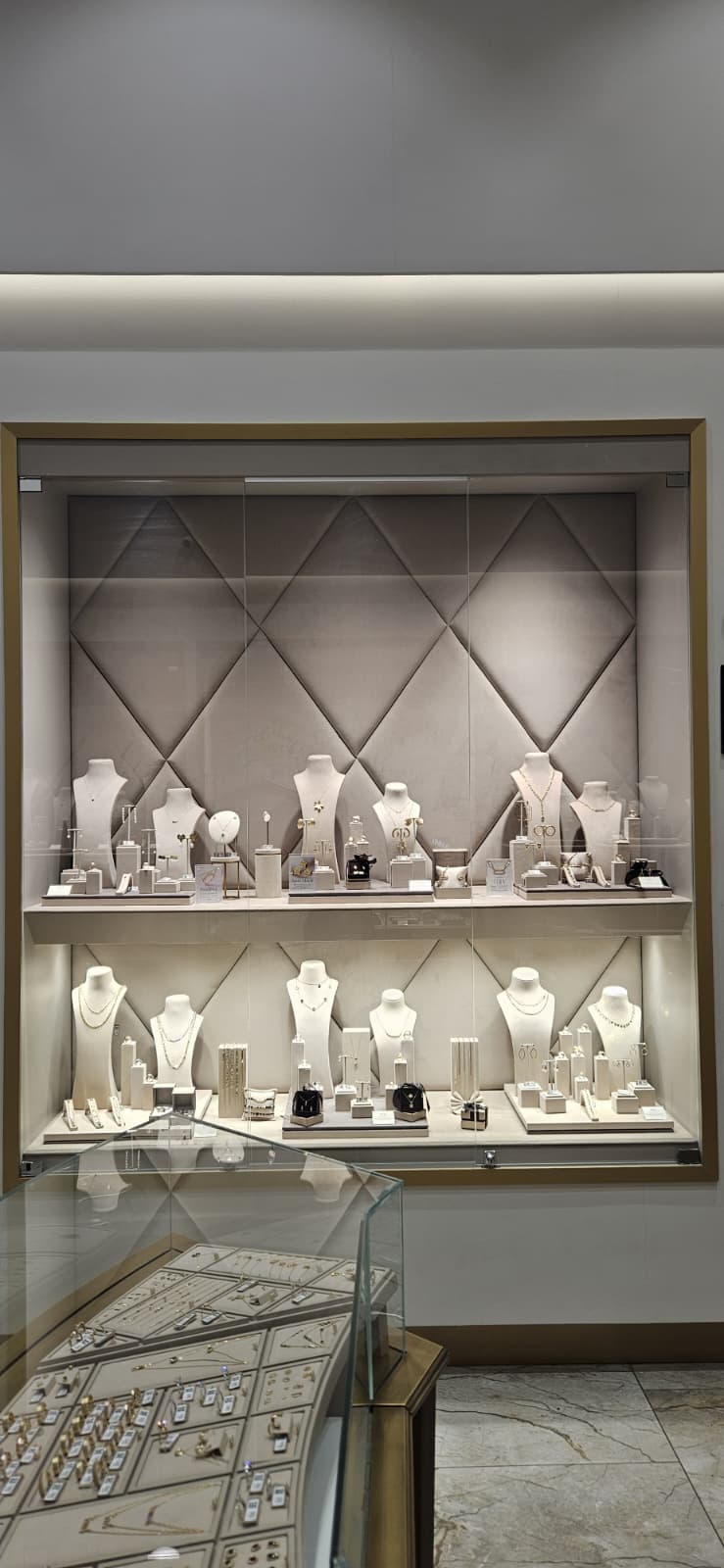 STIL Diamonds - Promenada Craiova