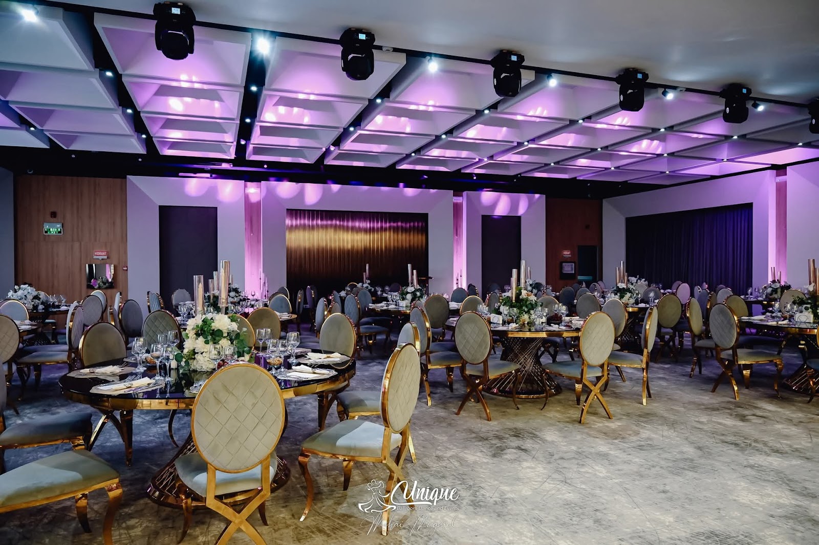 Unique Ballrooms - Centru de Evenimente