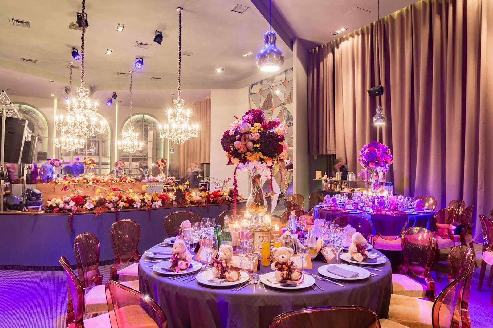 Divino Ballroom