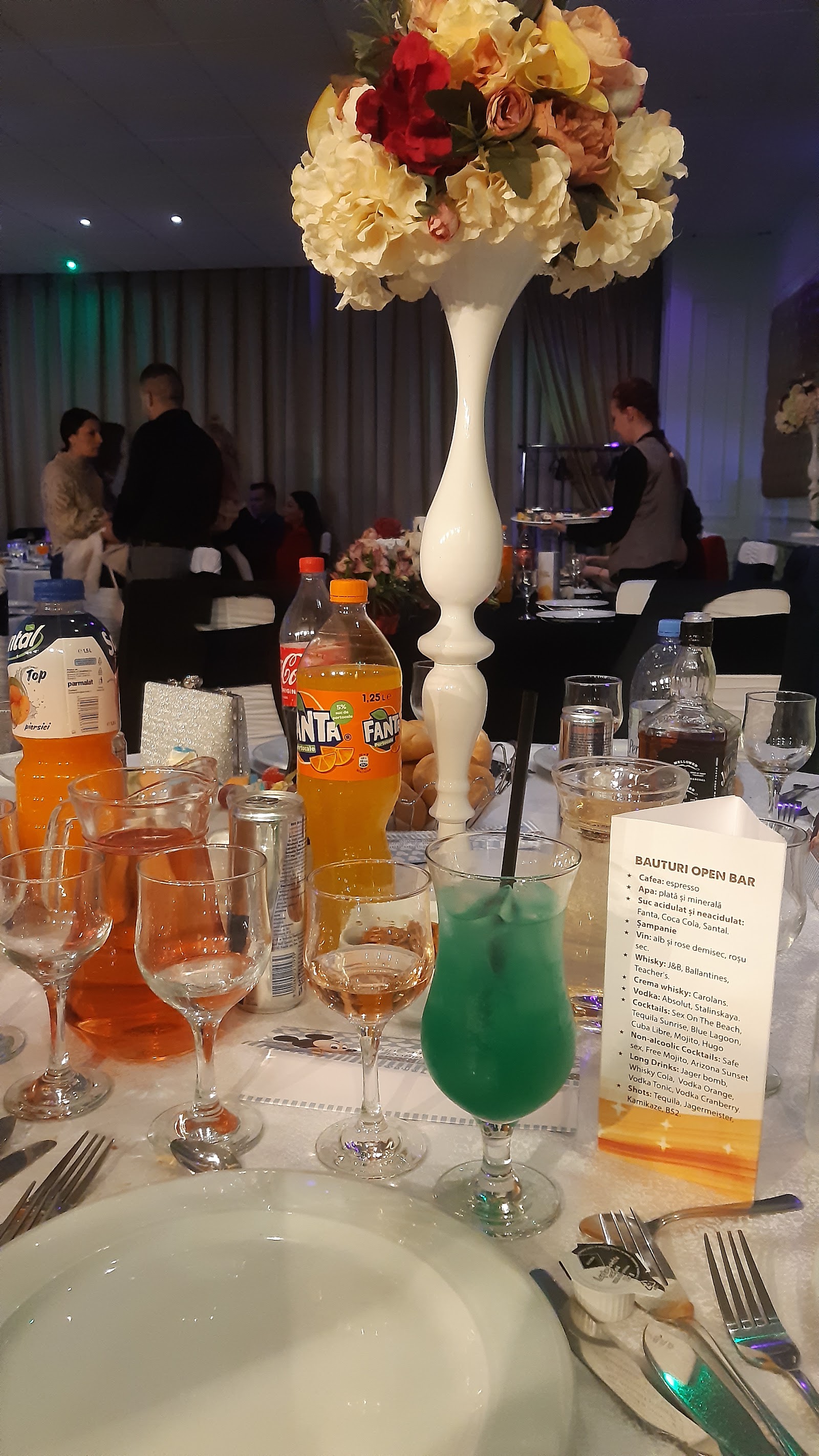 ELITE, RESTAURANT