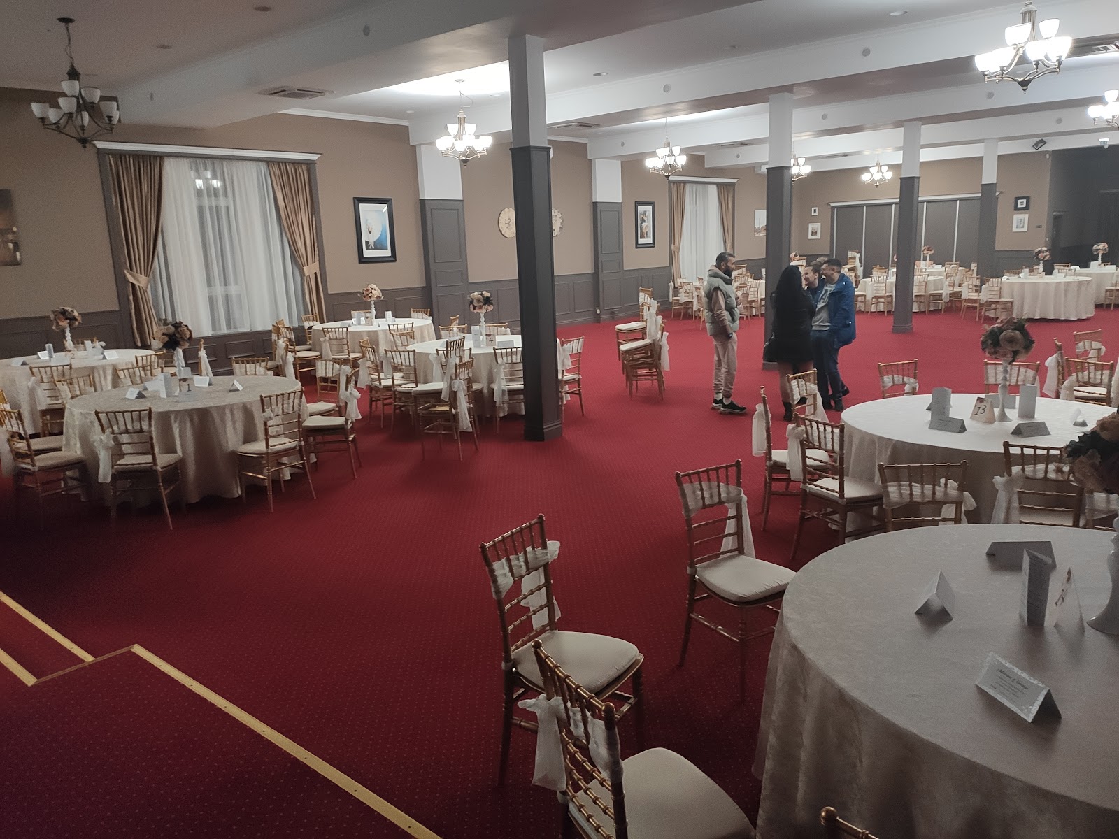Restaurant Evenimente Chariot D'or