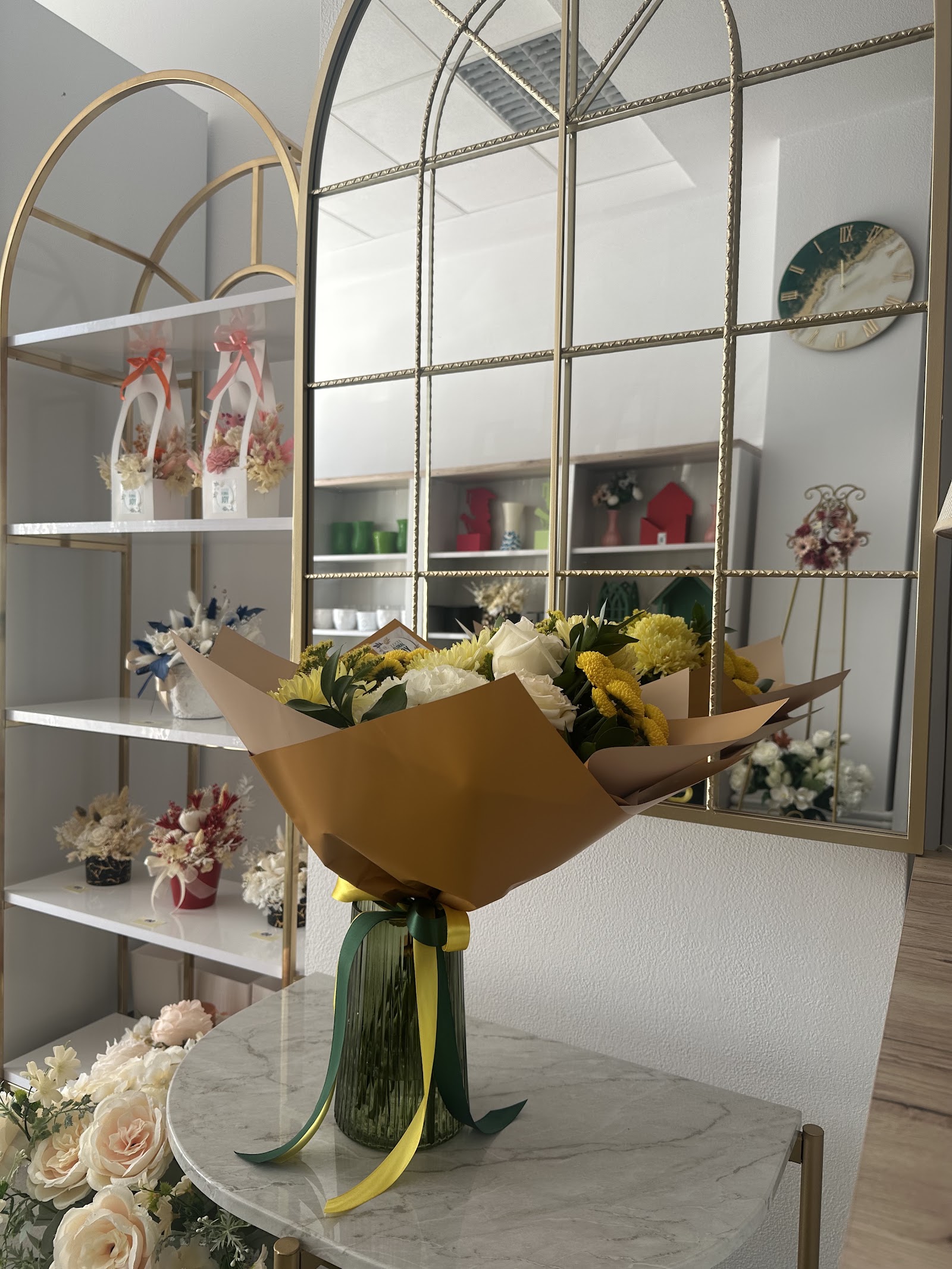 LUCIA FLORAL JOY SRL