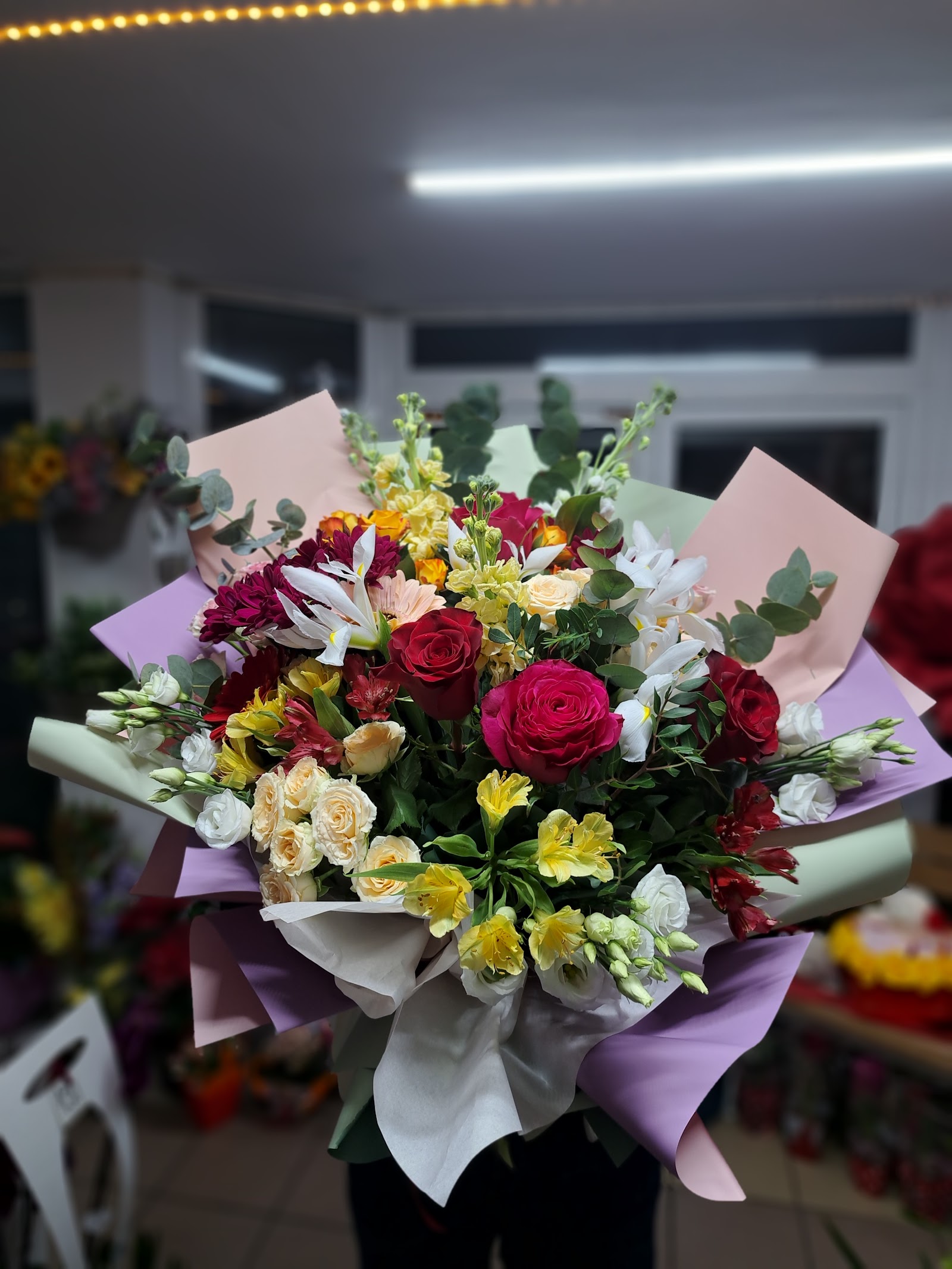 FLORARIA IRISS STYLE