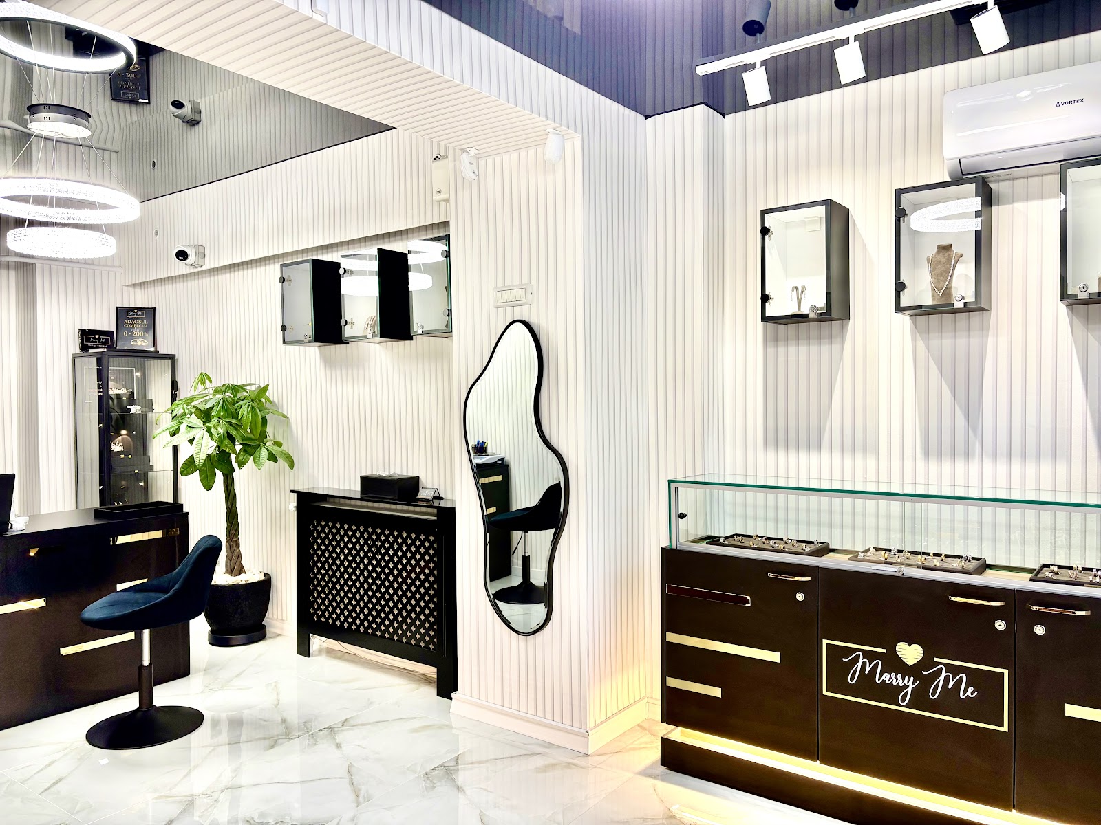 Marry Me Mariage Boutique