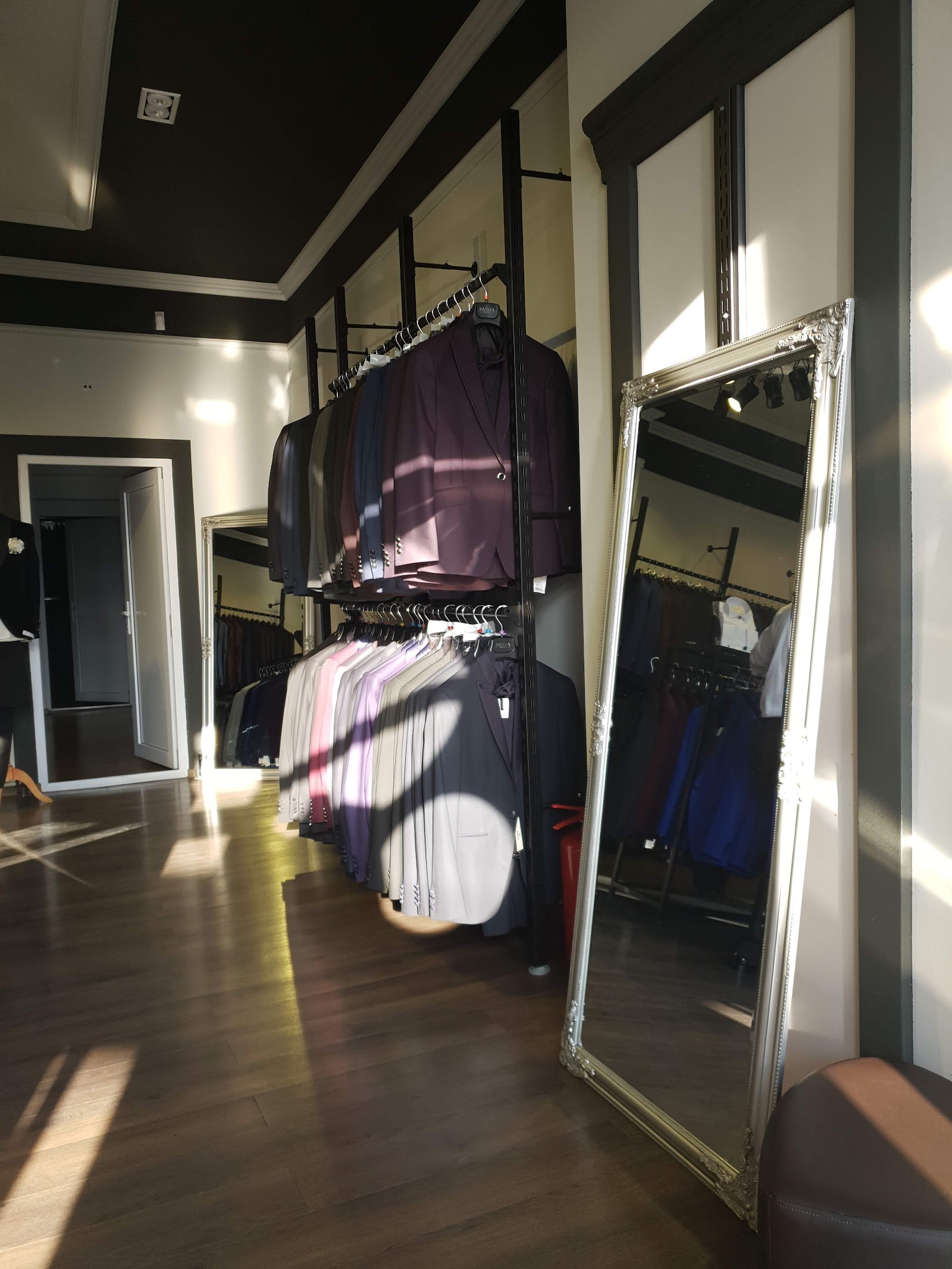 SASHA MEN'S WEAR