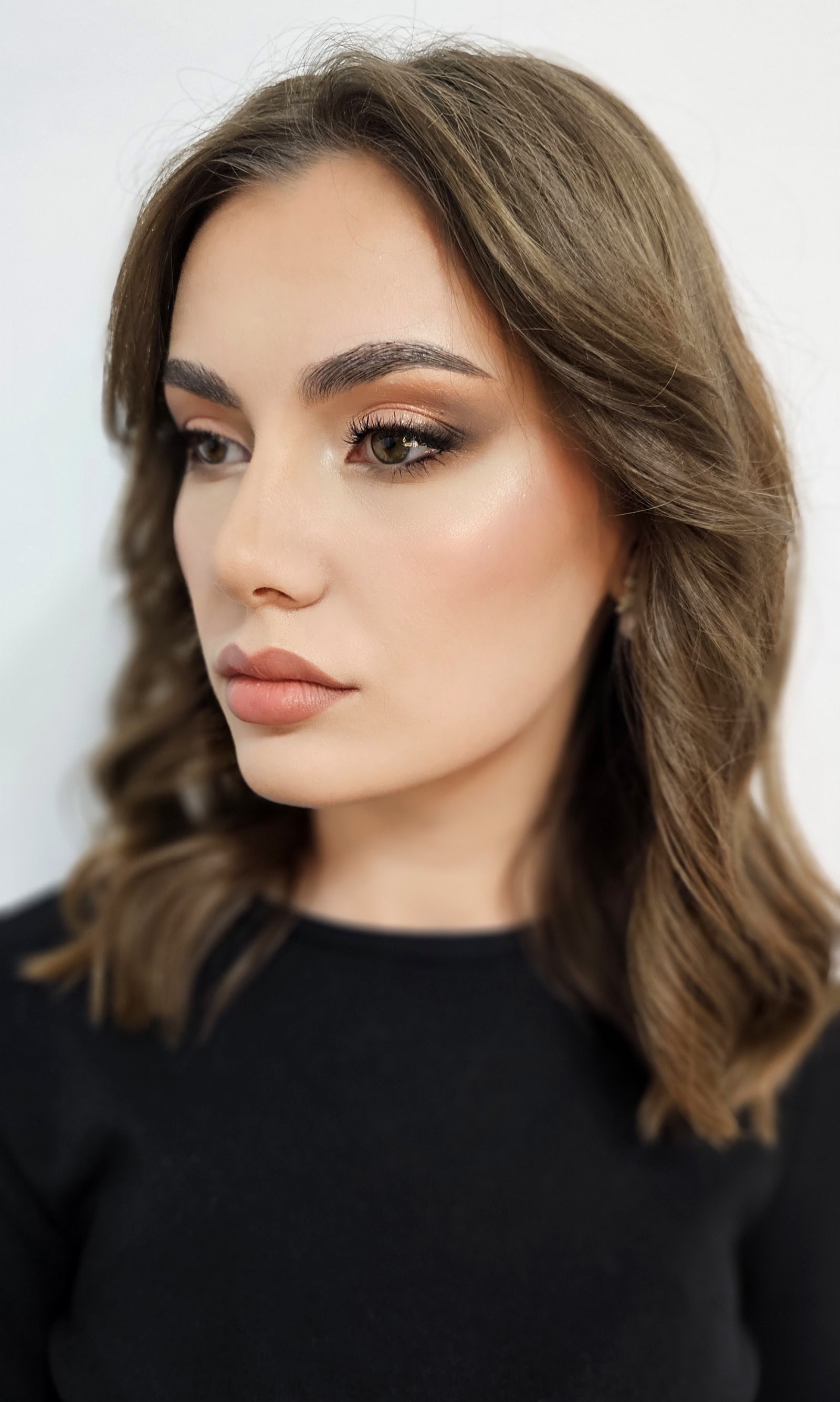 Viviana Constandache Makeup Artist