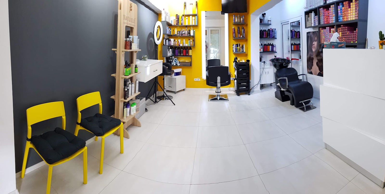 Nicol - The hairdresser