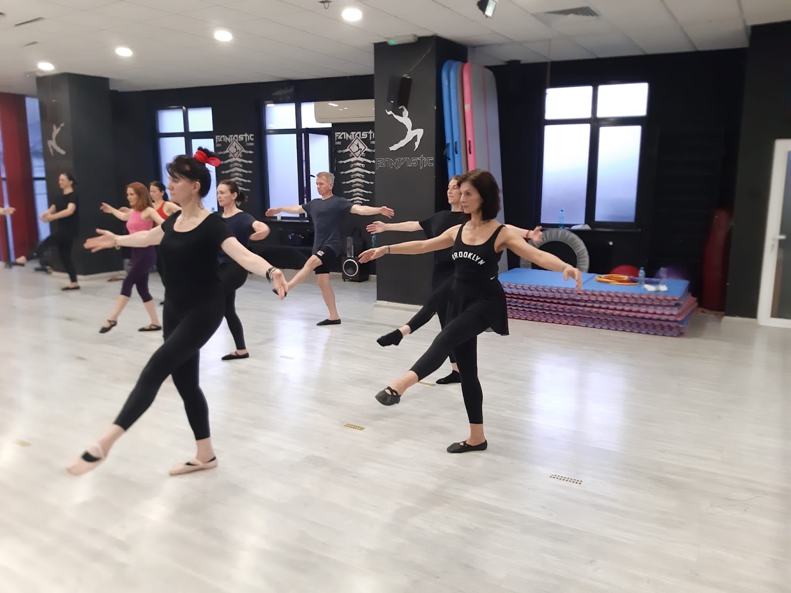 Fantastic Art Dance Company