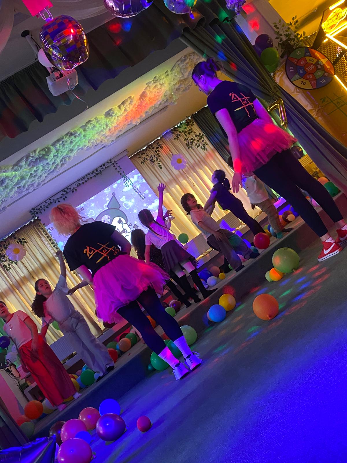 Sala de Joacă Club Xși0