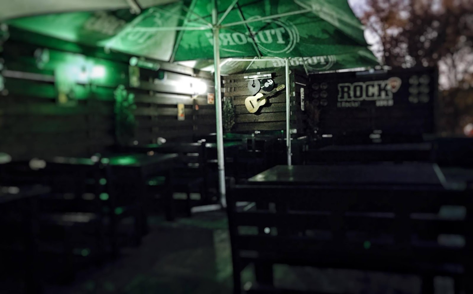 90's Pub