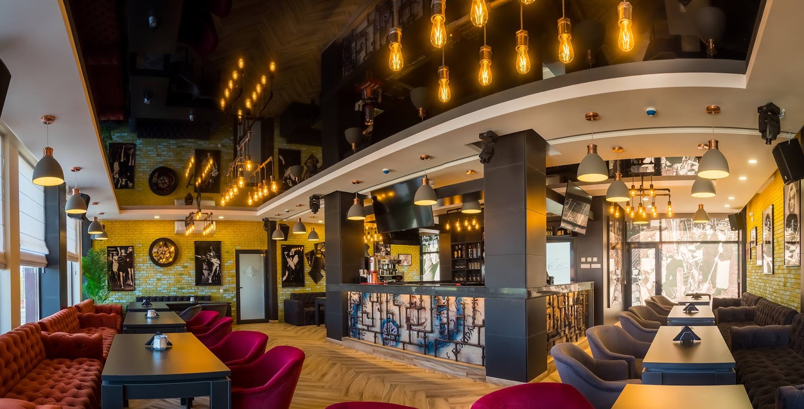 Vintage Pub Galati
