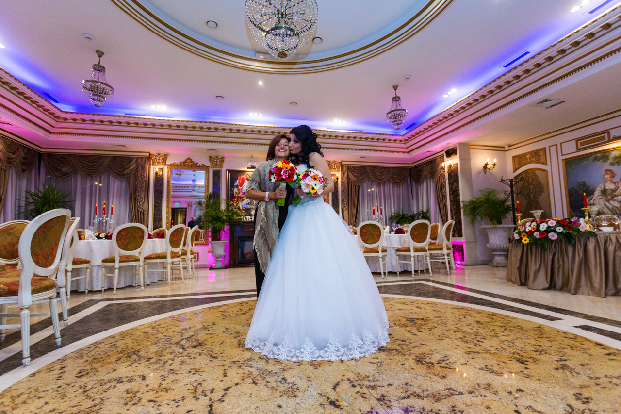 Cristi Stoica Video Foto nunta Bucuresti - Wedding Photographer Bucharest