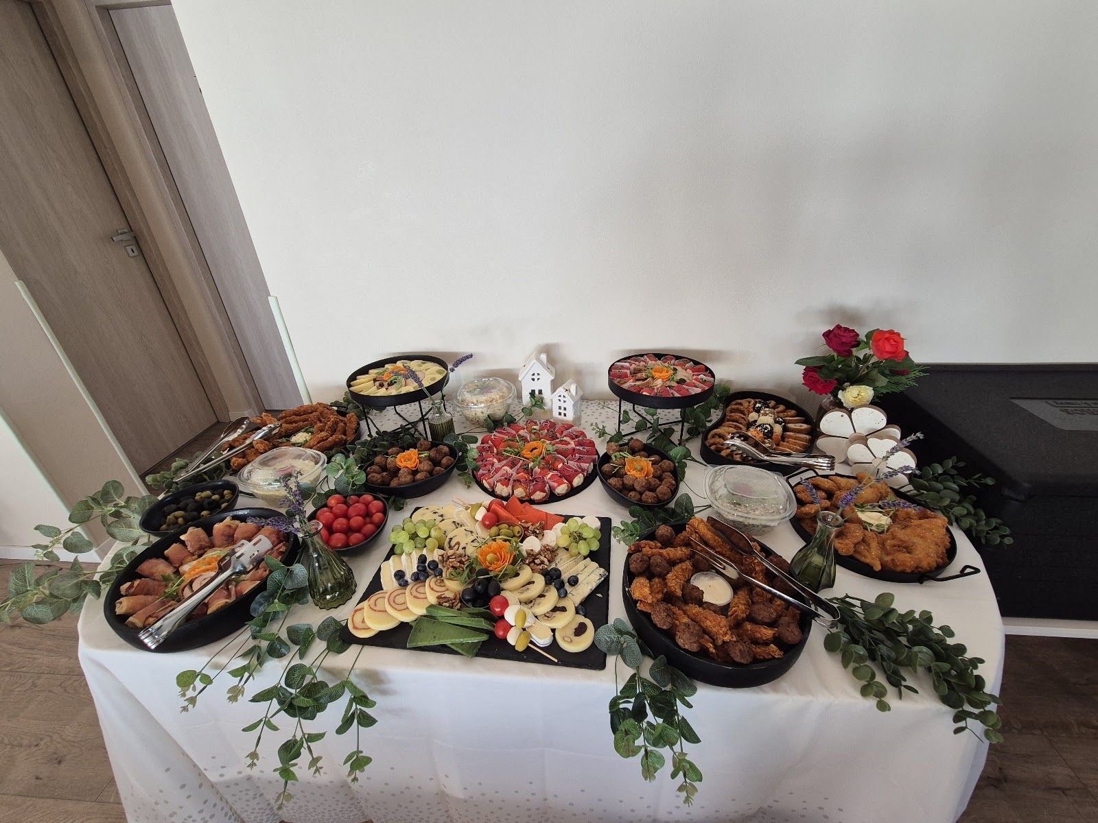 Delis Catering