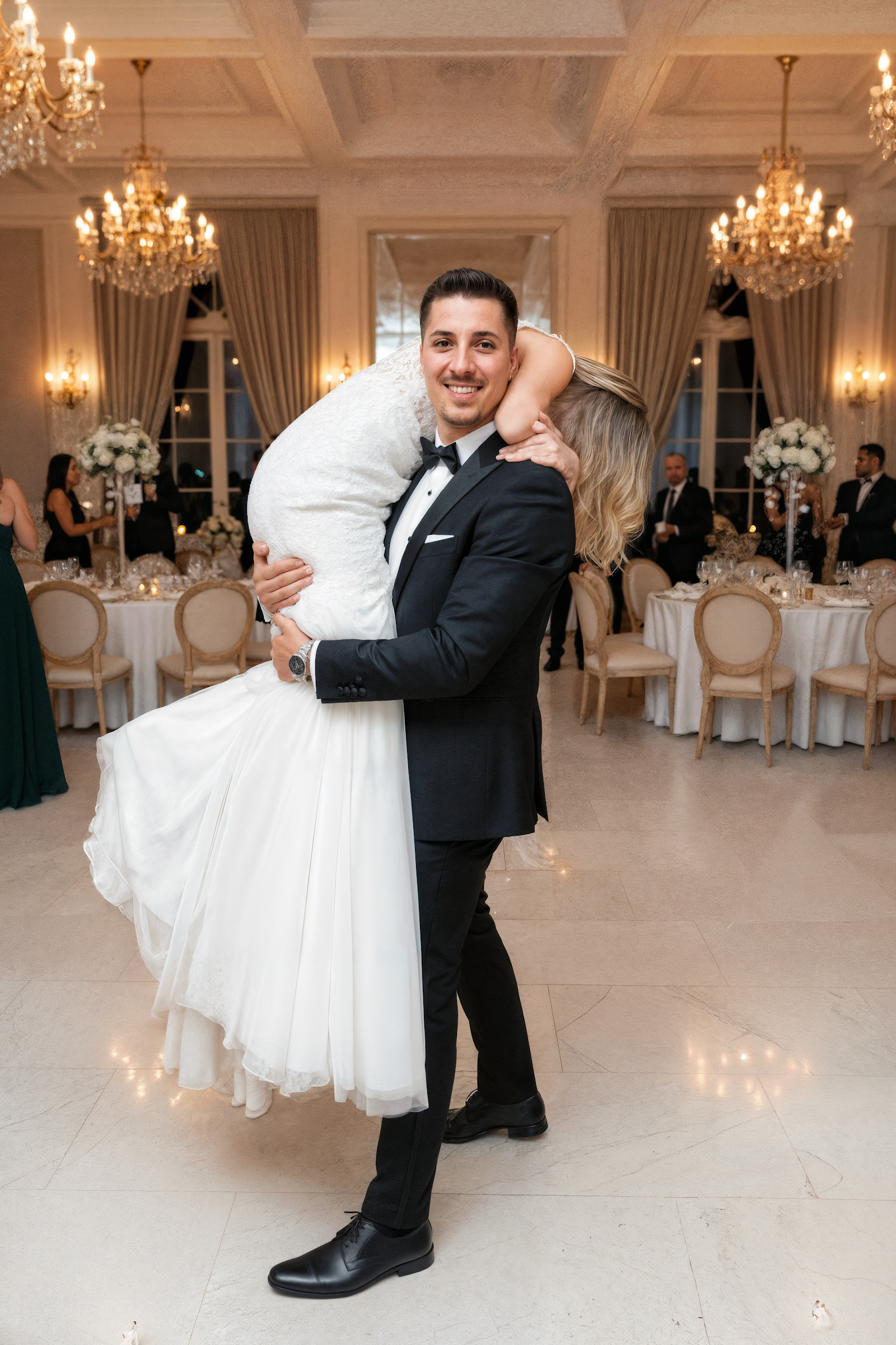 Laurentiu | Fotograf Cameraman Nunta Evenimente